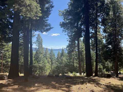 669 Peninsula Drive, Lake Almanor, CA 96137