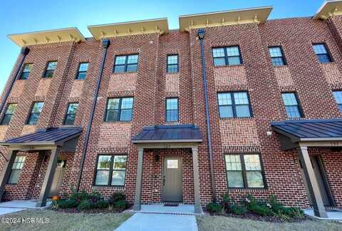 129 Lexington Lane, Southern Pines, NC 28387