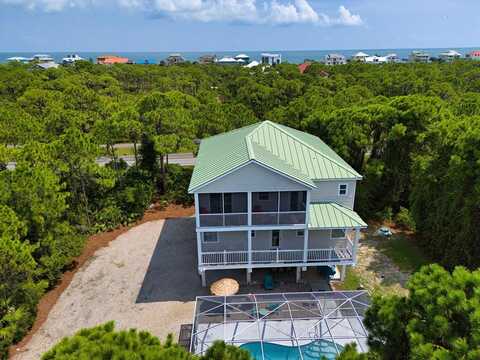 1701 Kingfisher Rd, St. George Island, FL 32328
