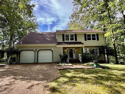 2 Mears Circle, Newport News, VA 23602