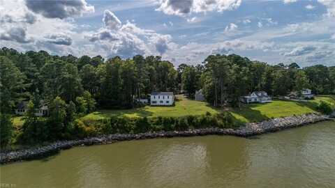 10409 Rainbow Road, Carrollton, VA 23314