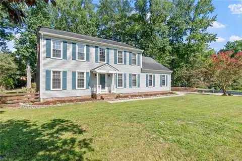 100 Chestnut Court, Yorktown, VA 23692