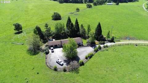 8245 TILLER TRAIL HWY, Canyonville, OR 97417