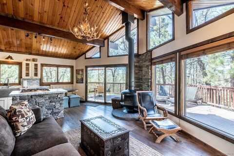664 Butte Ave, Big Bear Lake, CA 92315