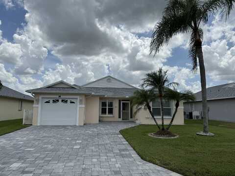 367 European Lane, Fort Pierce, FL 34982