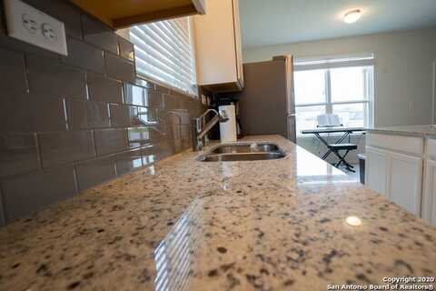 10370 Dunlap, San Antonio, TX 78252