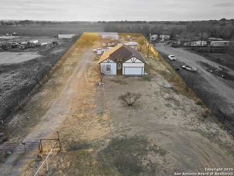 16851 Griffin Rd #2, Atascosa, TX 78002
