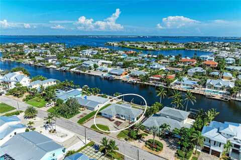 517 68TH STREET, HOLMES BEACH, FL 34217