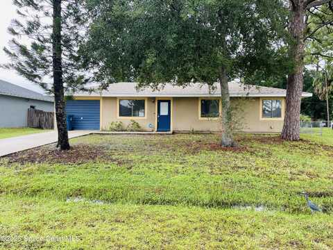 241 Medea Avenue NW, Palm Bay, FL 32907