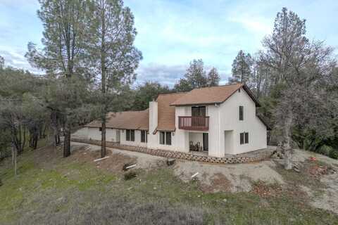 14539 Clear Creek Knolls Drive, Redding, CA 96001