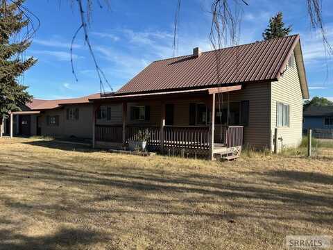 3060 W 2500 N, Arco, ID 83213