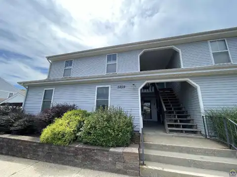 5859 SW 22nd Ter, Topeka, KS 66614