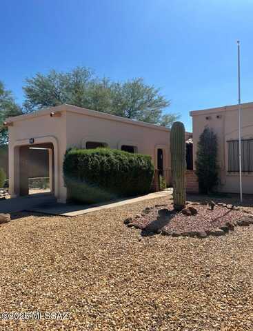 1501 W Calle Mendoza, Green Valley, AZ 85622