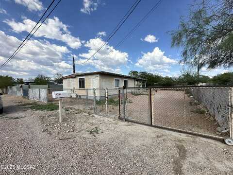5545 S Bonney Avenue, Tucson, AZ 85706