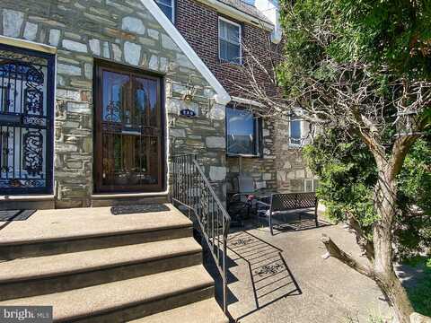 230 E FARISTON DRIVE, PHILADELPHIA, PA 19120