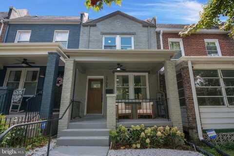 1709 LANG PLACE NE, WASHINGTON, DC 20002