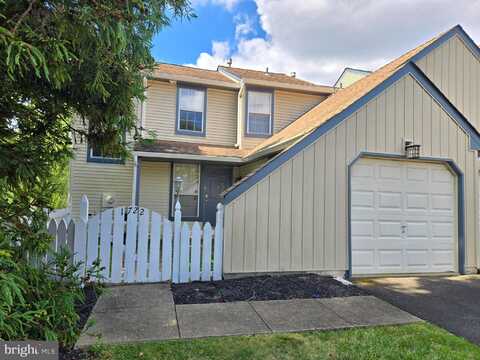 1722 MCNELIS DRIVE, SOUTHAMPTON, PA 18966