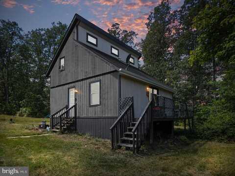 2167 FULTON ROAD, HEDGESVILLE, WV 25427