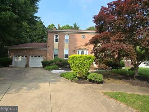 5000 LEAH COURT, SUITLAND, MD 20746