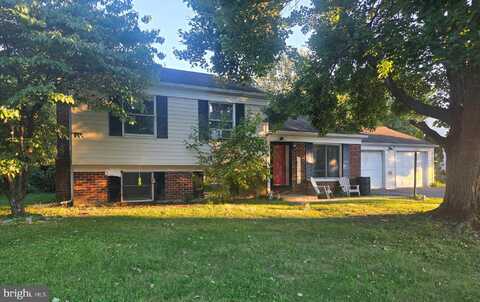 2482 BLACKSMITH WAY, EAST PETERSBURG, PA 17520