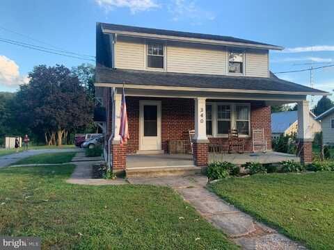 340 GALEN HALL ROAD, REINHOLDS, PA 17569