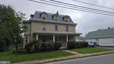 31 N MARKET STREET, FAWN GROVE, PA 17321
