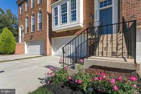 22051 CHELSY PAIGE SQUARE, ASHBURN, VA 20148