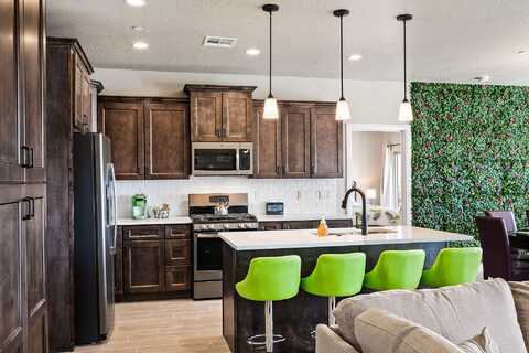 328 N 2020 W, Hurricane, UT 84737