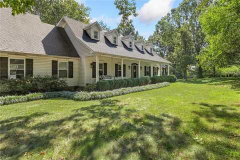 303 S Old Farm RD, Harrison, AR 72601