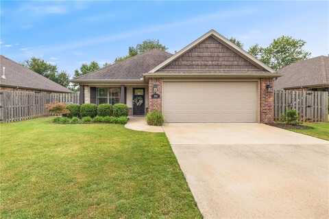 3551 Country Meadows ST, Fayetteville, AR 72704