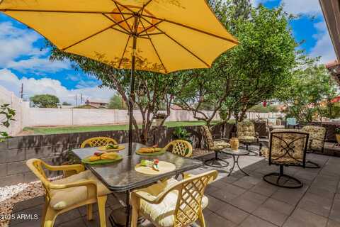 2329 N RECKER Road, Mesa, AZ 85215