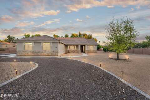 13013 E BROOKS FARM Road, Chandler, AZ 85249