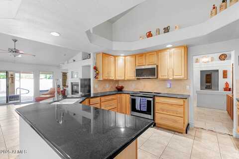 4870 S HUDSON Place, Chandler, AZ 85249