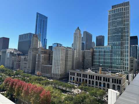 130 N. Garland Court, Chicago, IL 60602