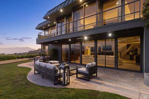 6 Saint Gabrielle Court, Tiburon, CA 94920