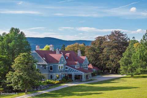 11 Prospect Hill, Stockbridge, MA 01262