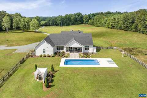 1570 JAMES RIVER RD, SCOTTSVILLE, VA 24590