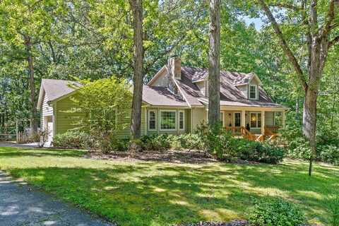 703 Windy Way, Signal Mountain, TN 37377