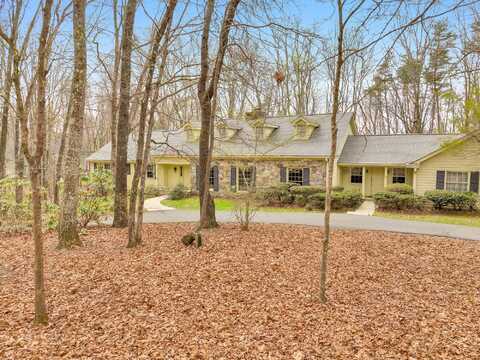 1258 Mountain Brook Circle, Signal Mountain, TN 37377