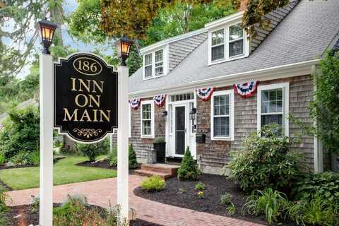 186 Route 6A, Yarmouth Port, MA 02675