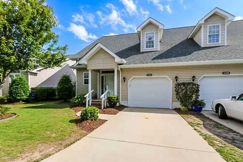 533 Village Green Drive, Morehead City, NC 28557