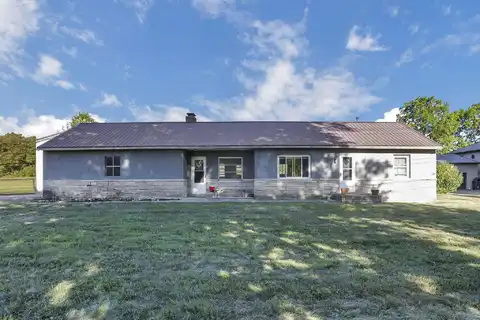 5636 Old Logan Road SE, Lancaster, OH 43130