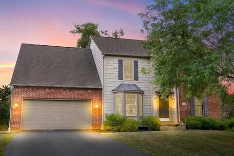 9406 Cadogan Court, Powell, OH 43065