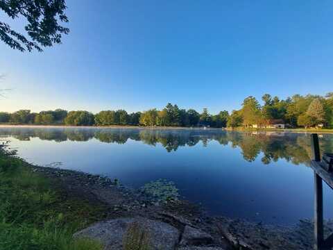 7835 Manitonka, Weidman, MI 48893