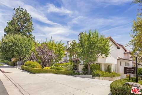 17200 Palisades Cir, Pacific Palisades, CA 90272