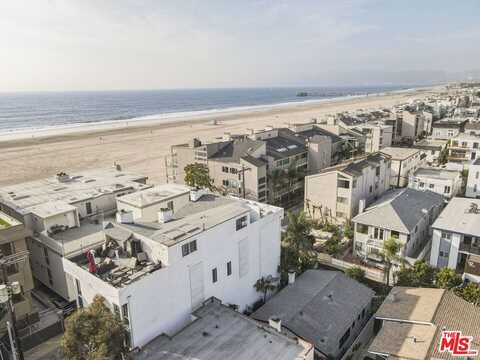 14 Mast St, Marina Del Rey, CA 90292