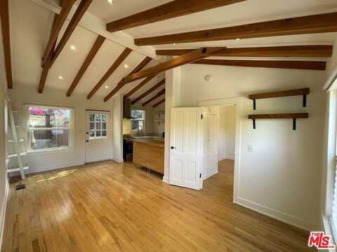 6853 Alta Loma Ter, Hollywood, CA 90068