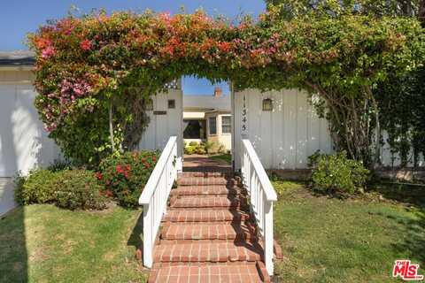 11345 Denair St, Los Angeles, CA 90049