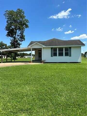 2505 MAIN ST Street, Hessmer, LA 71341