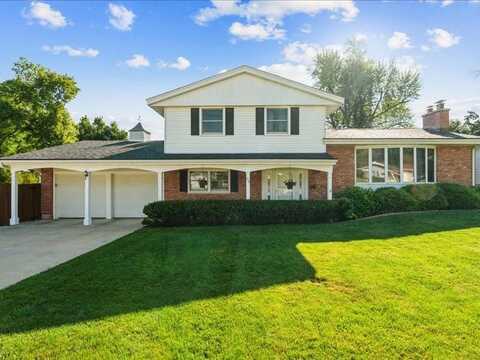 270 Tomahawk Trail SE, Cedar Rapids, IA 52403